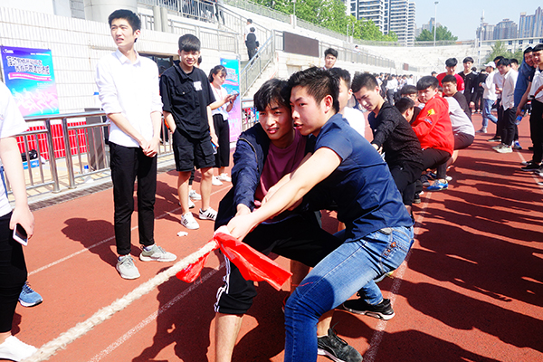 鄭州北大青鳥翔天信鴿軟件學院2018年春季運動會