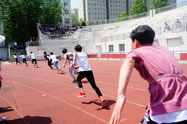 鄭州北大青鳥翔天信鴿軟件學院2018年春季運動會