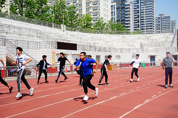 鄭州北大青鳥翔天信鴿軟件學院2018年春季運動會