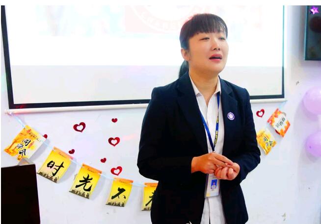 湯鳳云老師寄語畢業班級