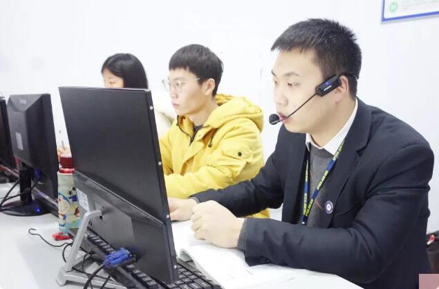 北大青鳥鄭州翔天信鴿校區名師浮立路老師專訪